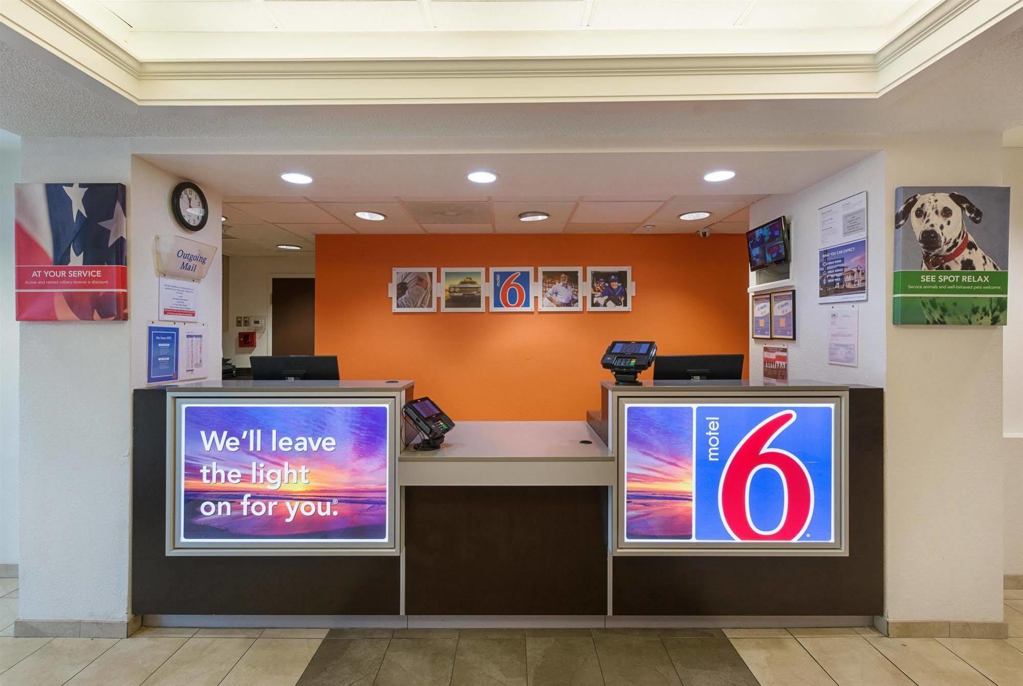 Motel 6-Columbia, Sc - Fort Jackson Area Dış mekan fotoğraf